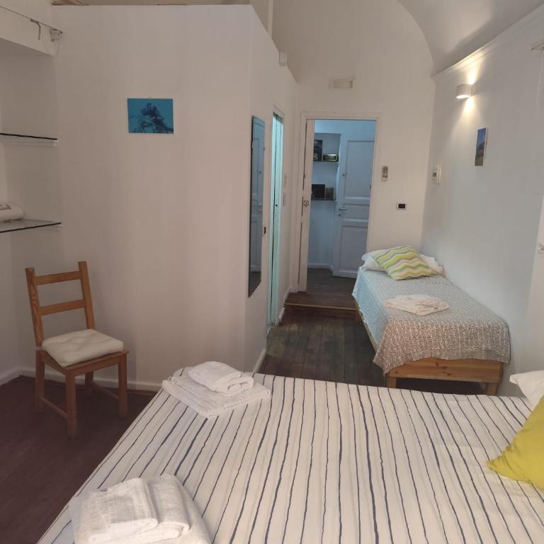Munaciello Rooms - Twin Room with Balcony - 1