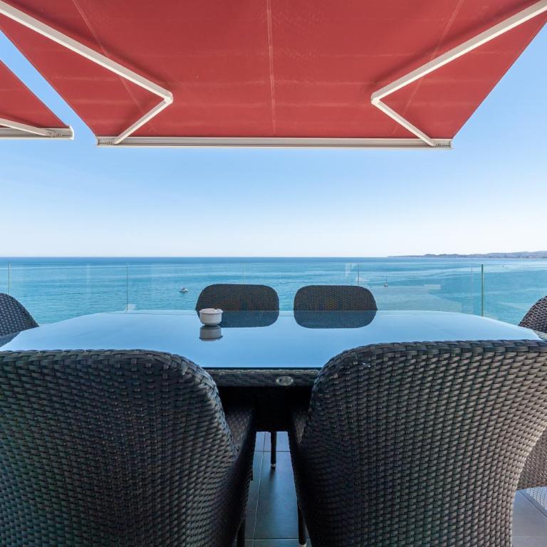The Penthouse Panorama Exclusive Seafront Estate - Appartamento con Vista Mare - 30