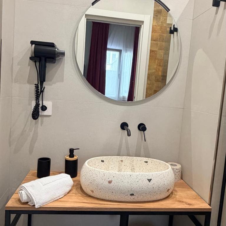 L'Été boutique rooms - Camera Tripla con Bagno Privato - 8