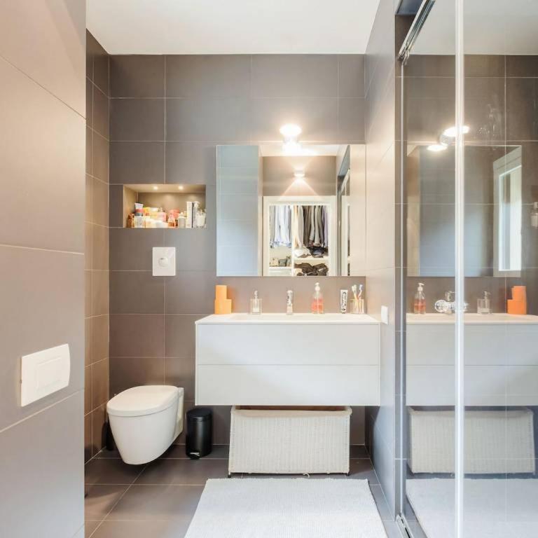Modern Stylish Apartment with Garage near Fiera - Two-Bedroom Apartment - 6