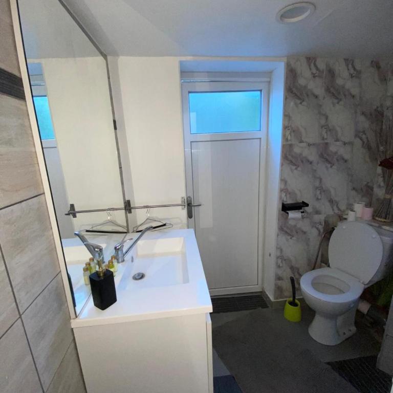 Villa avec piscine - Haus mit 4 Schlafzimmern - 11