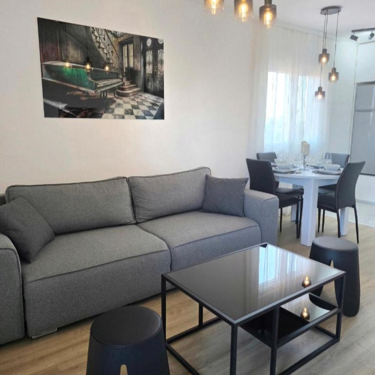 Fenix Lux - Apartment mit 1 Schlafzimmer - 12