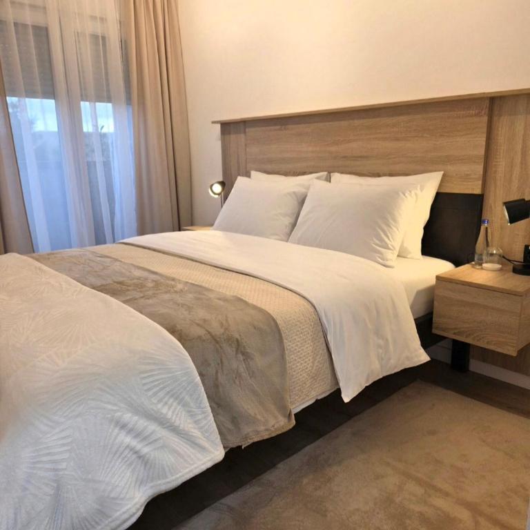 Fenix Lux - Apartment mit 1 Schlafzimmer - 32
