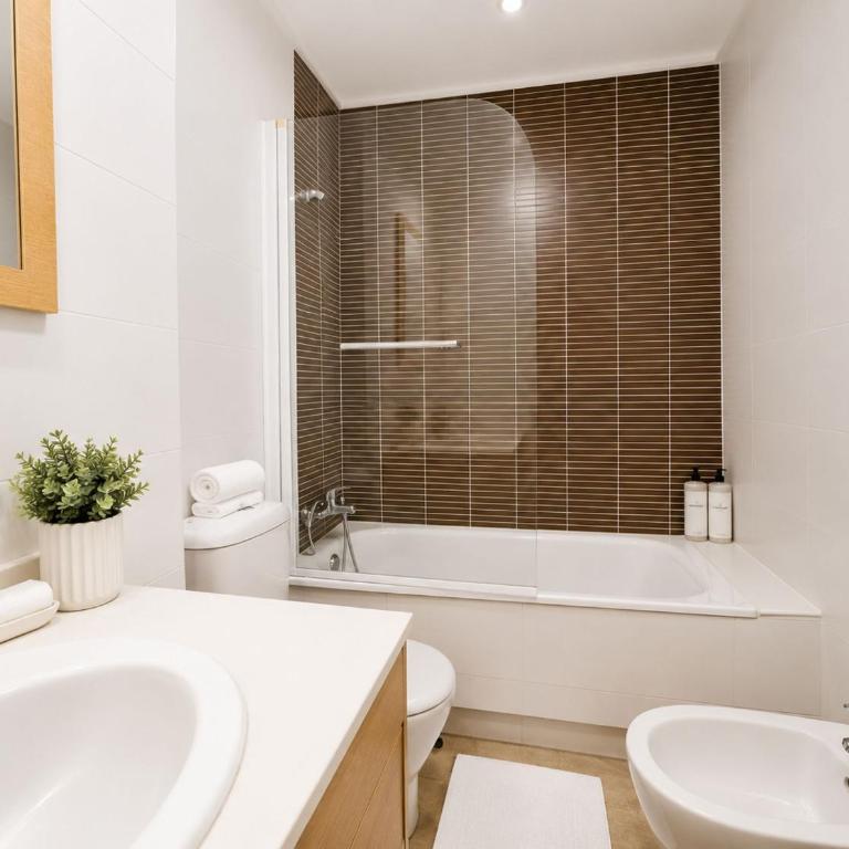 Apt near center port - Apartment - 14