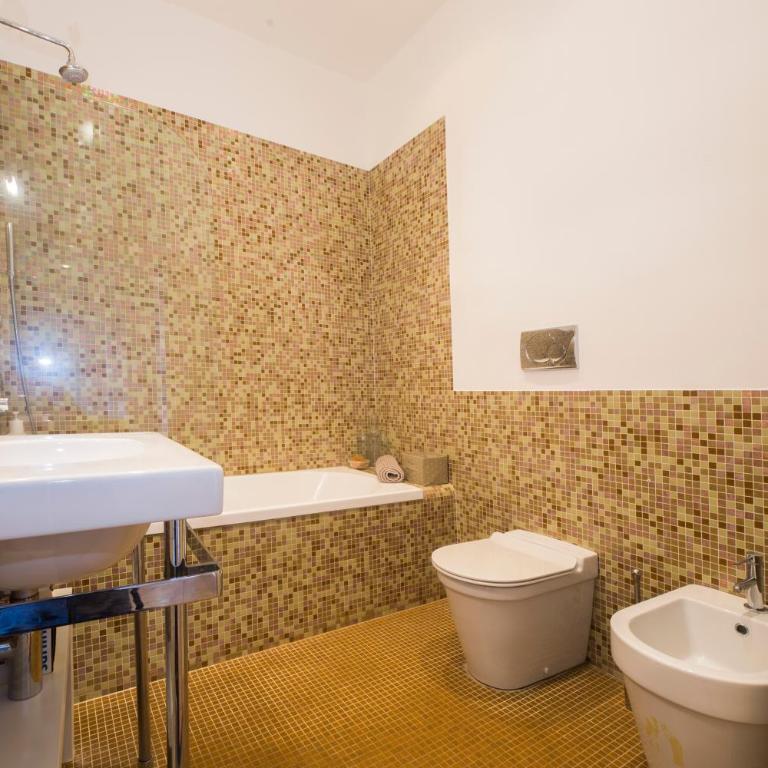Cavour Suite - Appartamento con 2 Camere da Letto - 22