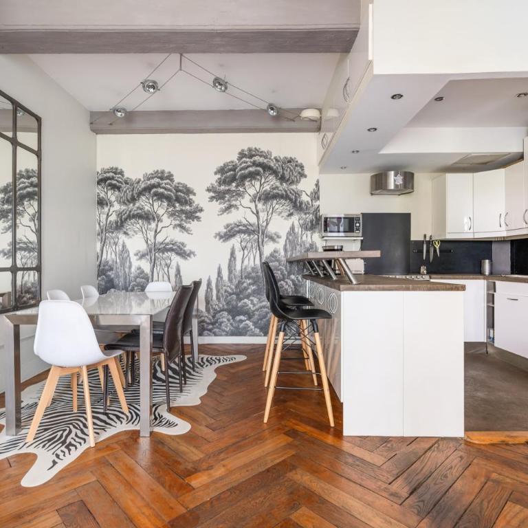 Herbouville - Superior One-Bedroom Apartment with Balcony - 9