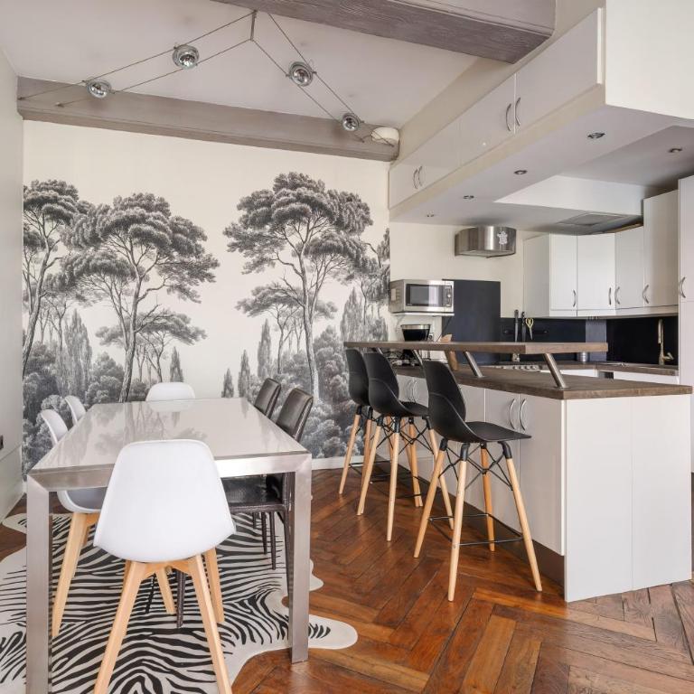 Herbouville - Superior One-Bedroom Apartment with Balcony - 10