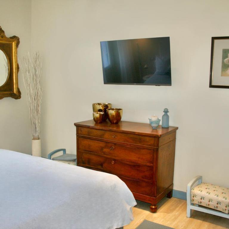 Villa Marina Como Boutique B&B & Apartments - Deluxe Double Room with Balcony - 2