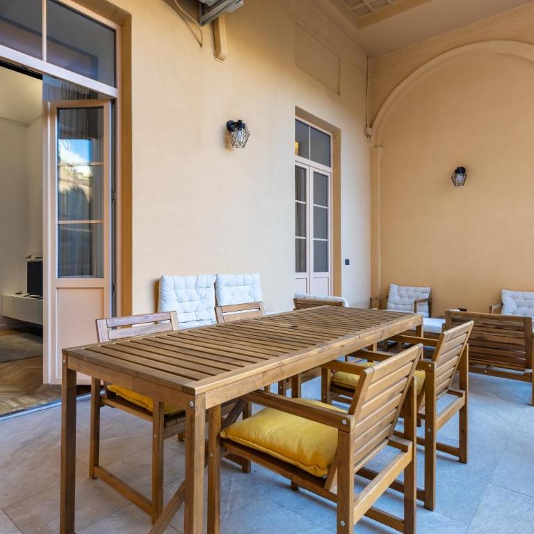 Hostdomus - La Marmora Suites - Suite with Terrace - 16