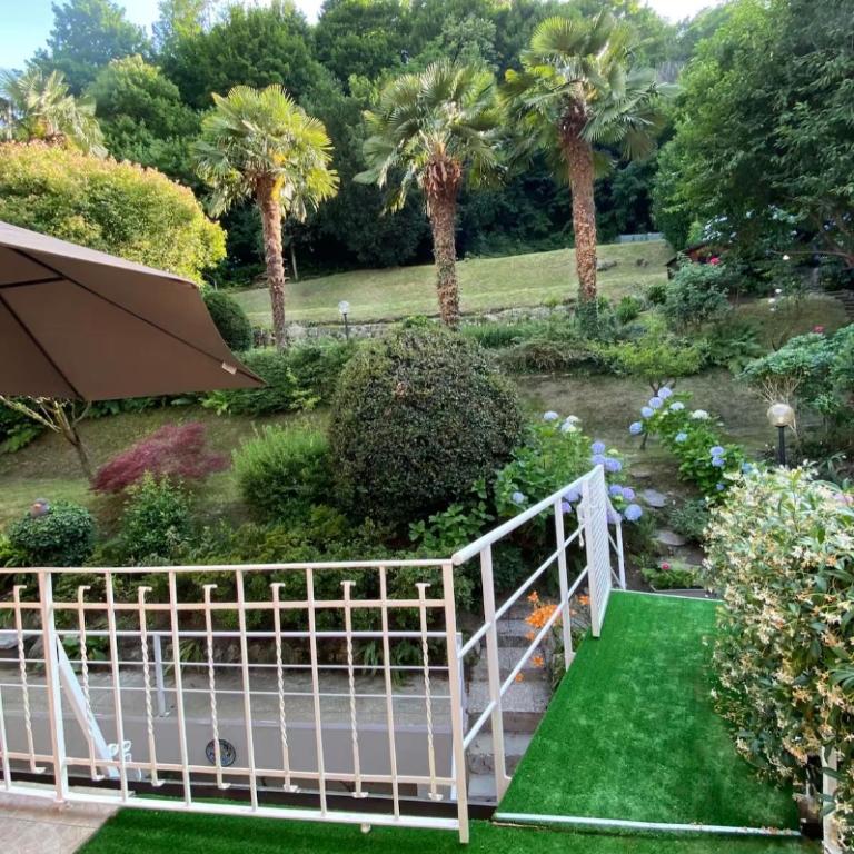 Villa Marina Como Boutique B&B & Apartments - Two-Bedroom Apartment with City View - 10