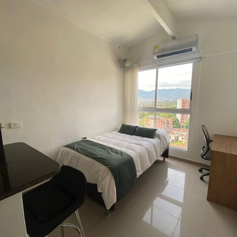 VIP Nomad Nest in New PH with Air C, Kitchen, steps to Metroplus - Apartment - 7