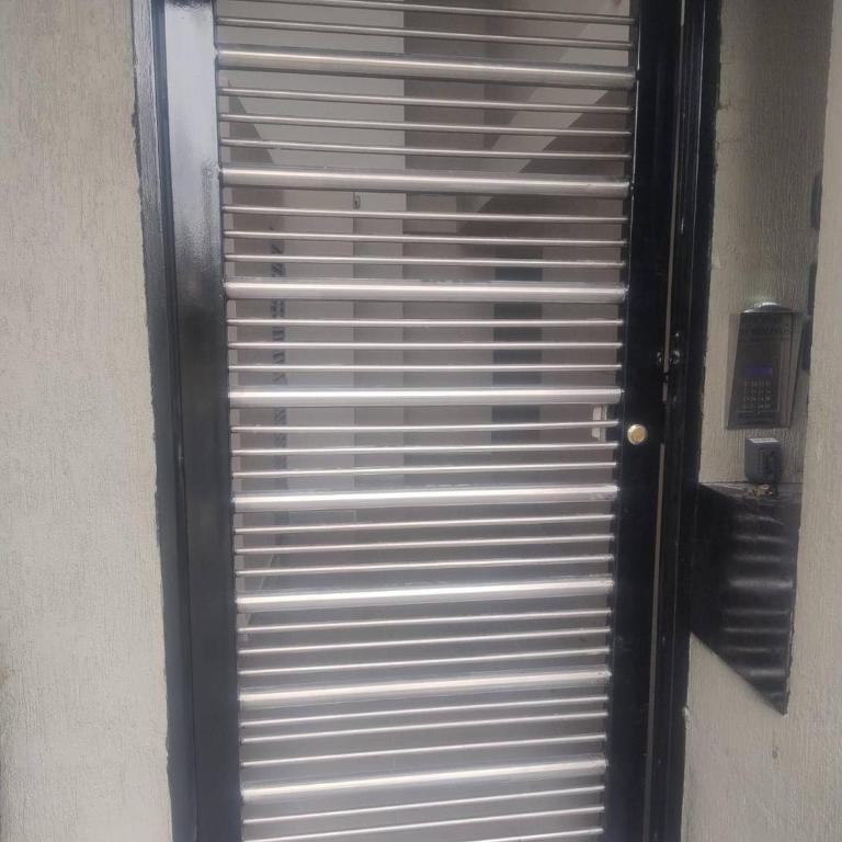 VIP Nomad Nest in New PH with Air C, Kitchen, steps to Metroplus - Apartment - 24