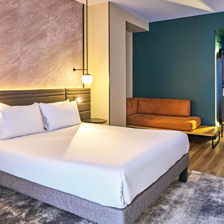 Novotel Rouen Centre Cathédrale - Chambre Triple avec 1 Lit Double et 1 Lit Simple - Vue sur Seine ou sur Cour - 8