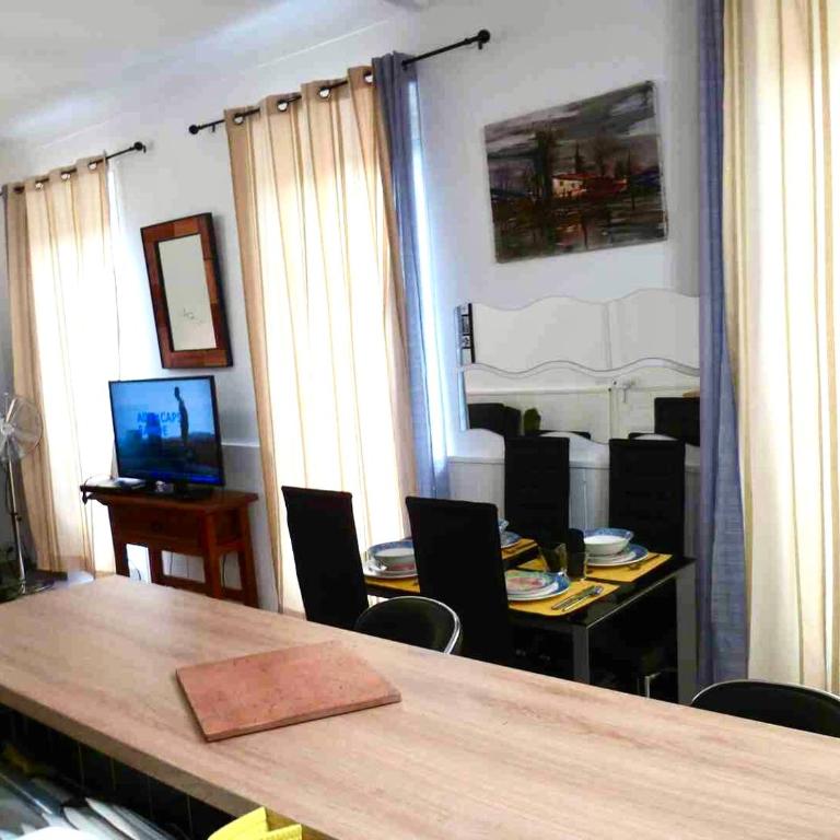 Joli 3 pièces, 7 pers, très lumineux, Nice centre - Apartment mit 2 Schlafzimmern - 9