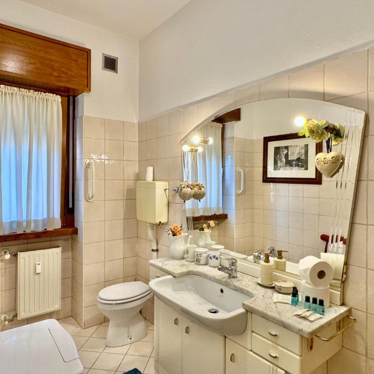 1Dest - Garda Vintage - Appartamento con 2 Camere da Letto e Balcone - 17