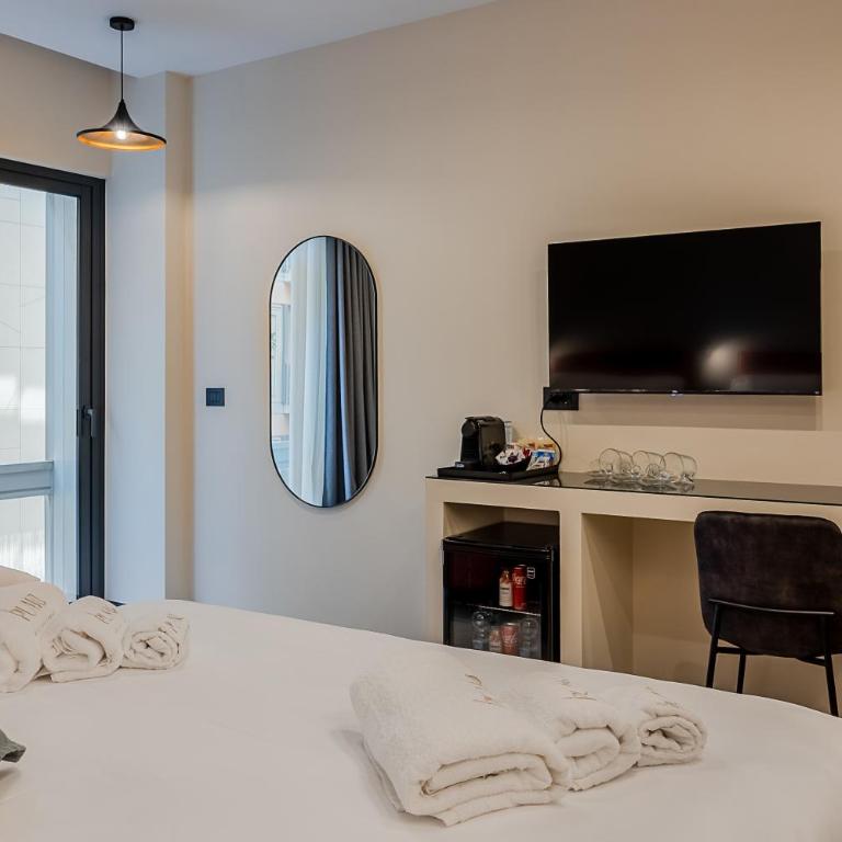 Il Pumo - Apulian Rooms Bari Piazza Moro 61 - Camera Tripla con Vista Giardino - 4