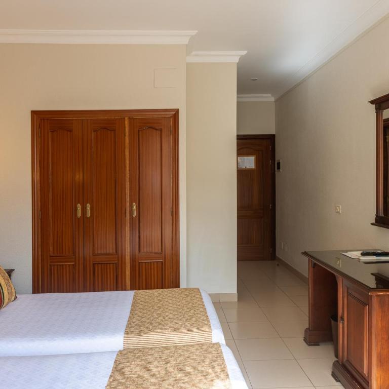 Hotiday Tenerife Norte - Habitación Doble - 1 o 2 camas - 3