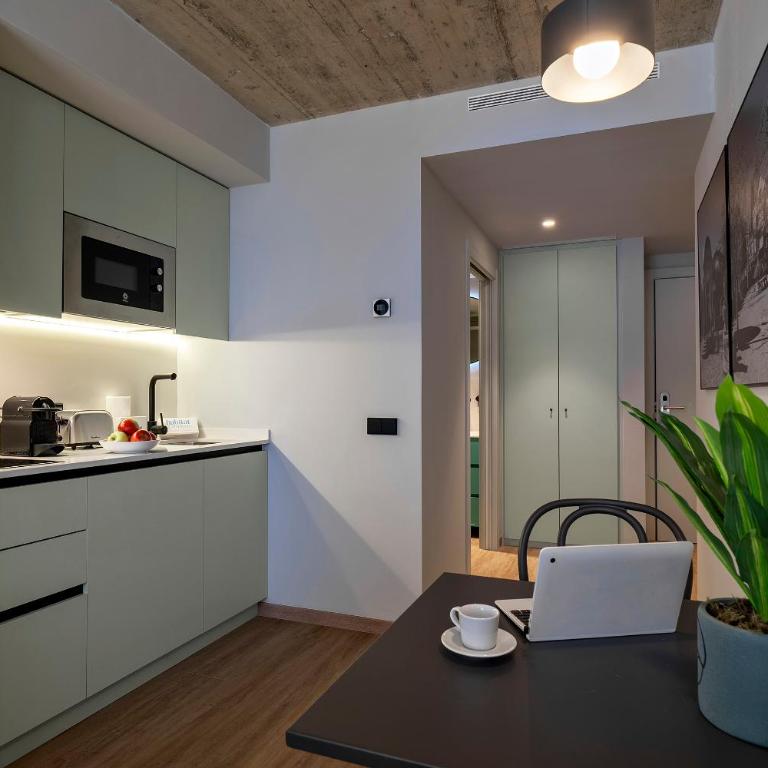 Chloe - Habitat Apartments - Estudio con balcón - 11