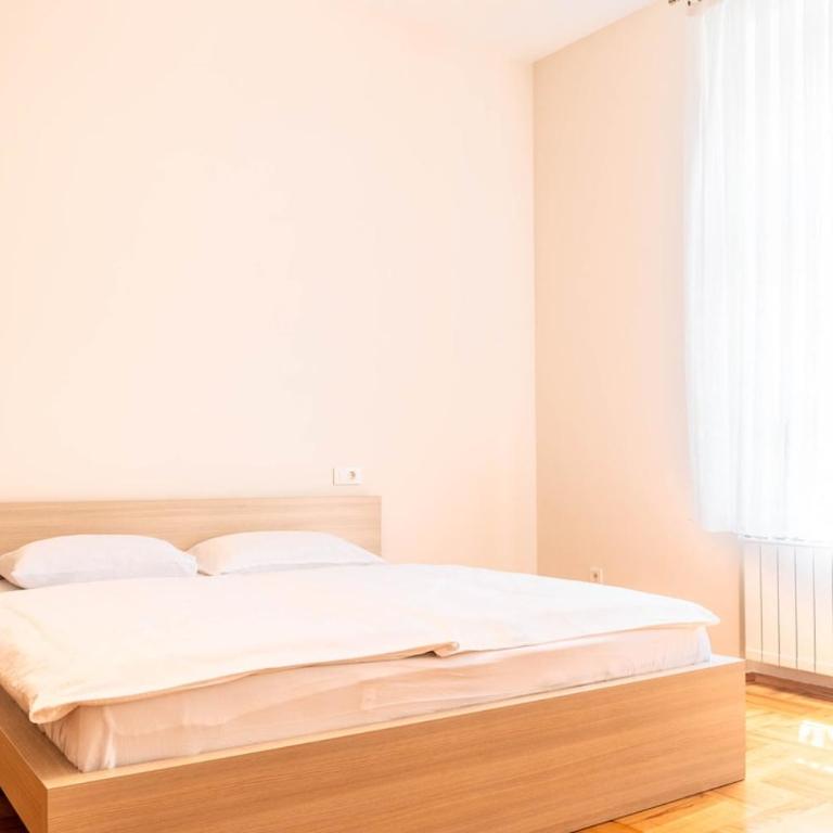 Engadin's 2BDR in City Center - Apartman sa 2 Spavaće Sobe - 12