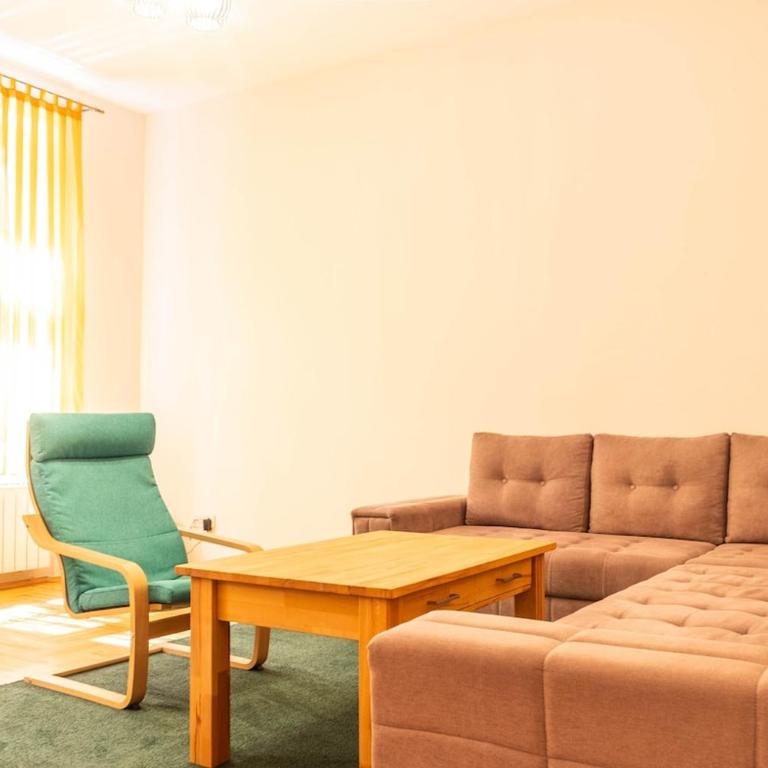 Engadin's 2BDR in City Center - Apartman sa 2 Spavaće Sobe - 15