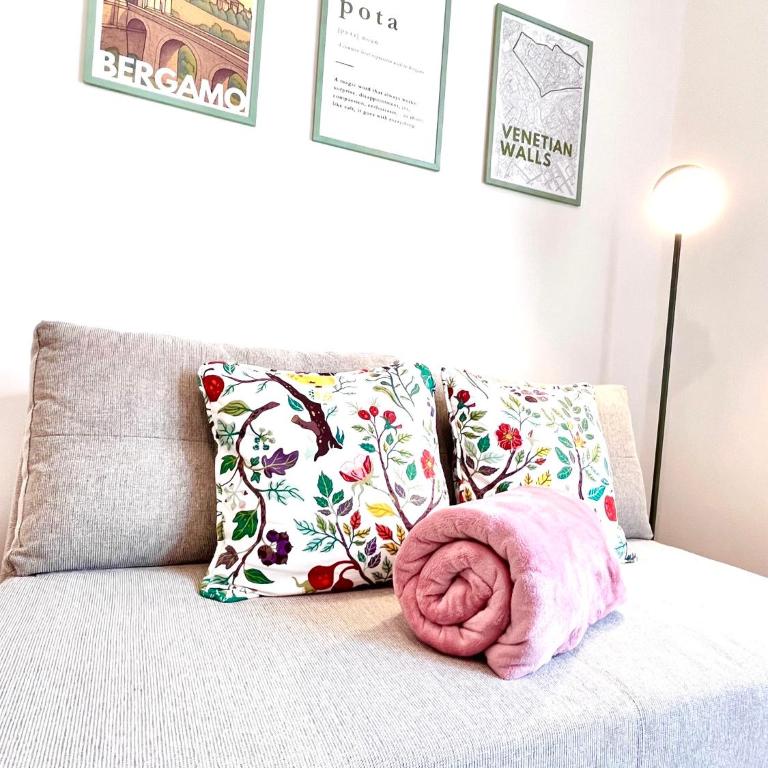 Charming Stay Bergamo City Center - One-Bedroom Apartment - 21