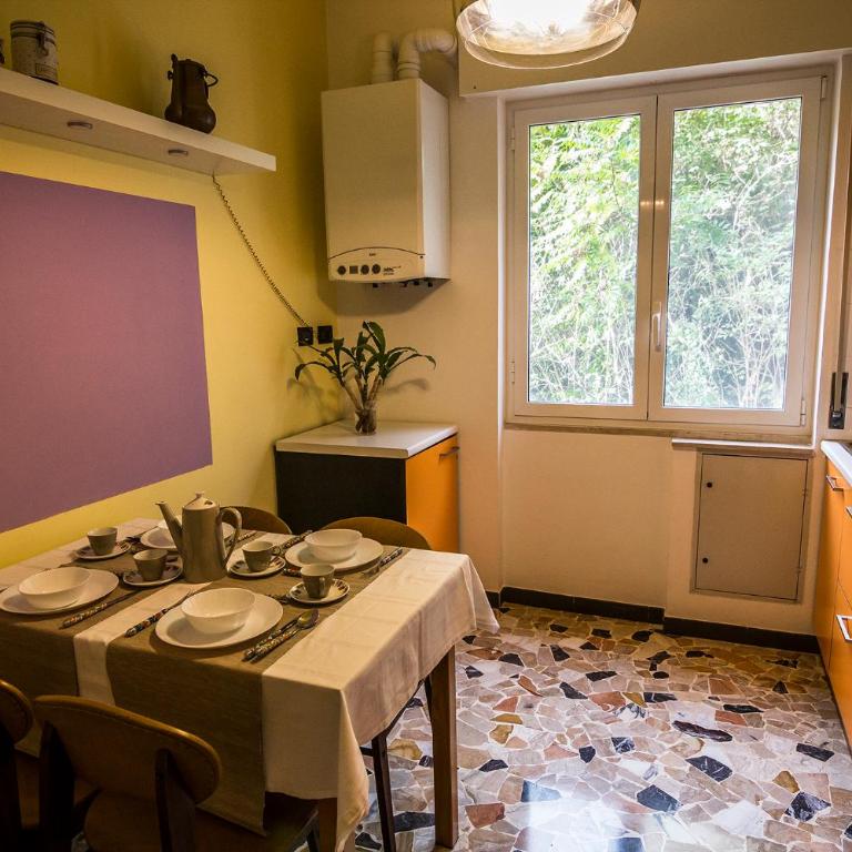FLOYD's HOME Relax and comfort in Genoa - Appartamento con 1 Camera da Letto e Balcone - 12