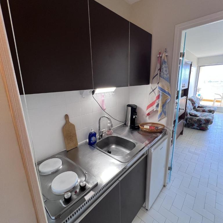 Vintage, pieds dans le sable, parking - Appartement 1 Chambre - 8