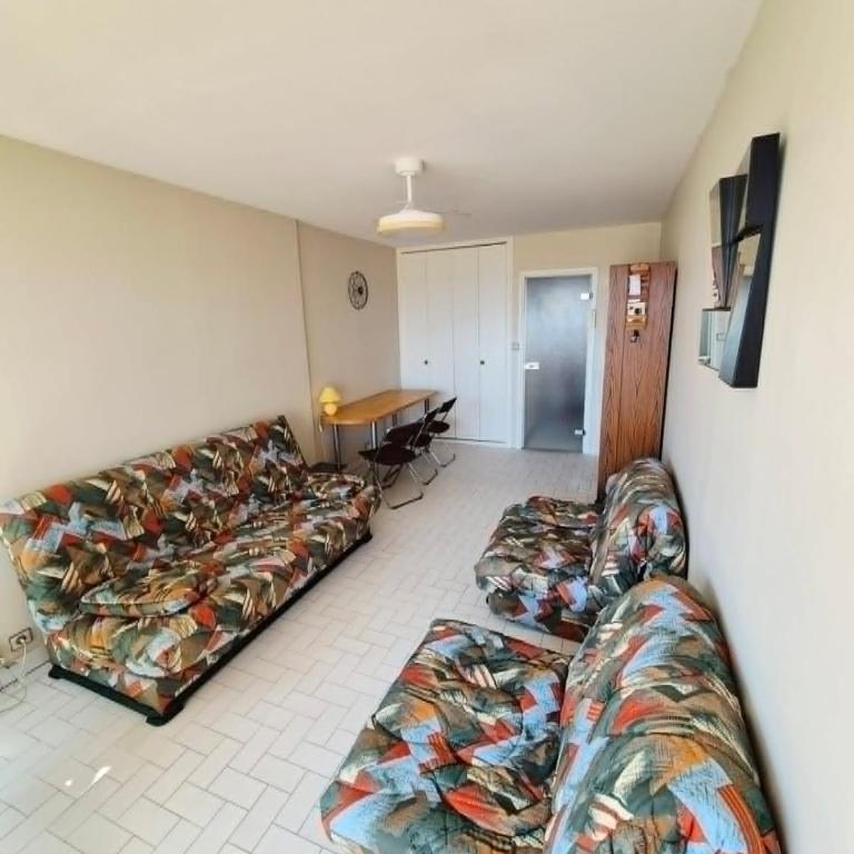 Vintage, pieds dans le sable, parking - Appartement 1 Chambre - 10