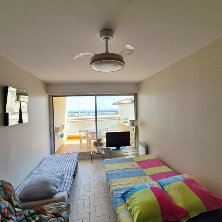 Vintage, pieds dans le sable, parking - Appartement 1 Chambre - 23