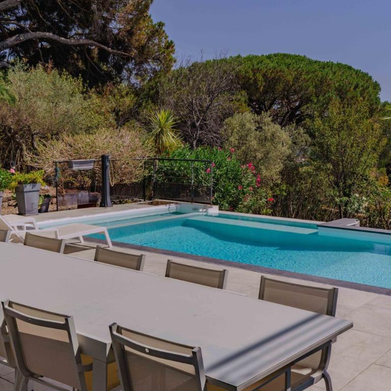 Luxury Villa Cannes Pool Sea View 10 People - Villa - 22