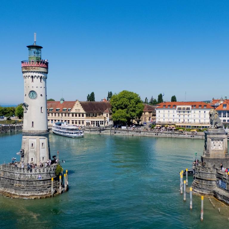 Ferienwohnung Berg und See - moderne Wohnung mit Rundblick am Bodensee genießen - Apartment with Lake View - 18