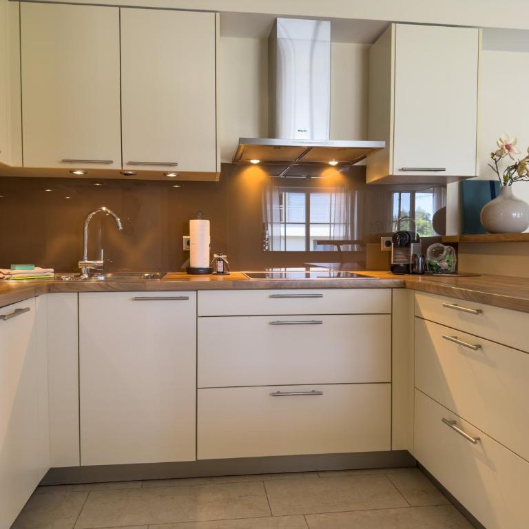 "GLÜCKSMOMENT" - Premium Apartments Seekirchen, beeindruckende Ferienwohnung mit gemeinsam genutzter Poolarea - Apartment - 14