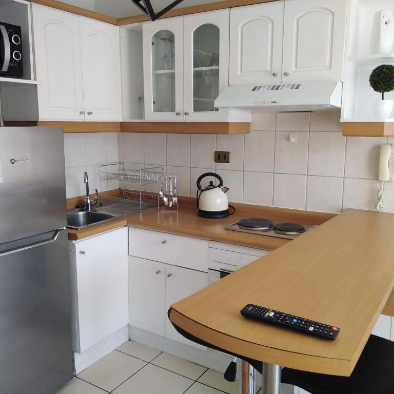 Depto metro moneda lord cochrane - One-Bedroom Apartment - 2