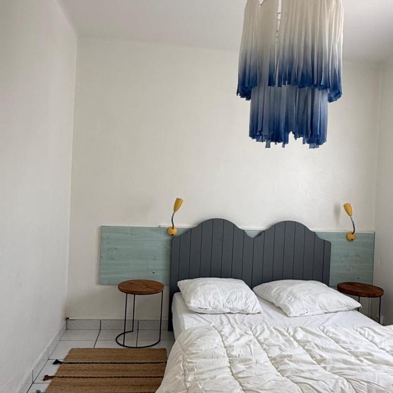 La maison bleue climatisée 6 personnes - Appartement 3 Chambres - 12