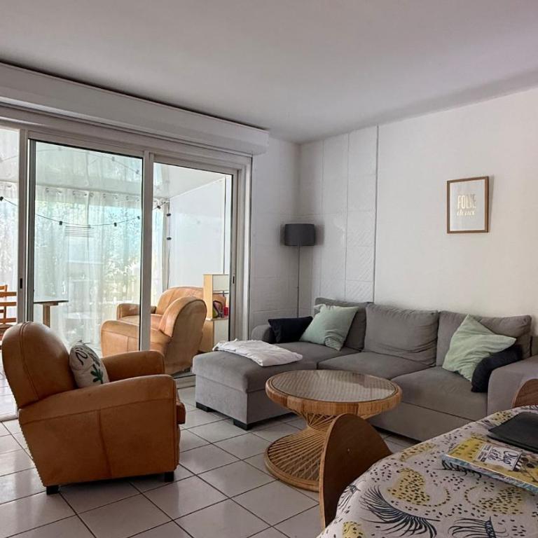 La maison bleue climatisée 6 personnes - Appartement 3 Chambres - 31
