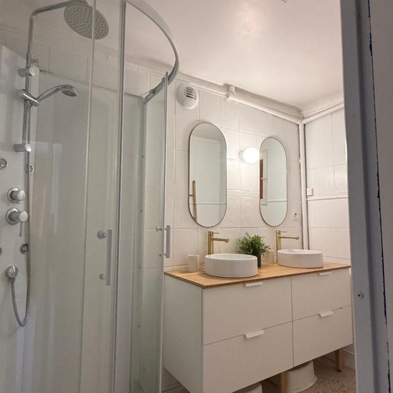 La maison bleue climatisée 6 personnes - Appartement 3 Chambres - 36
