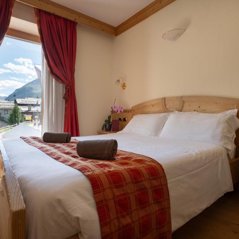 Hotel Cristallo - Camera Matrimoniale/Doppia con Letti Singoli - 8