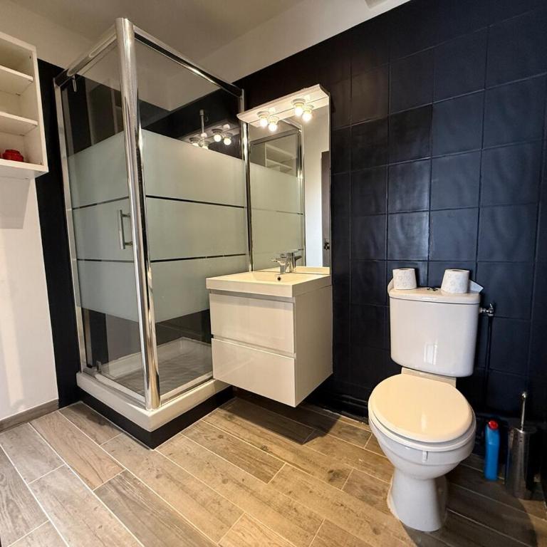 2 bedroom appartment in city center with air conditionned in calm street - Appartement 2 Chambres - 7