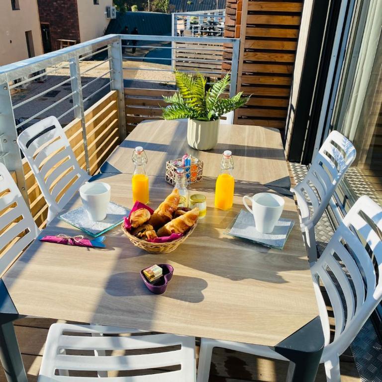 Foxtrot 50 m from historic center - Two-Bedroom Apartment - 5