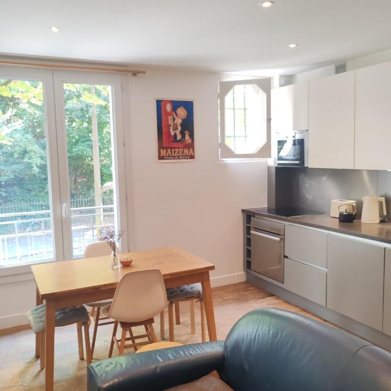 Lumineux et cozy 2 pièces avec vue sur les Buttes Chaumont - Appartement 1 Chambre - 27