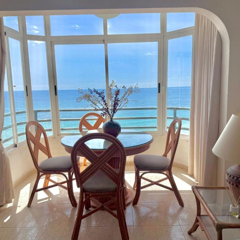 Apartamento en primera linea playa Arenal con 2 dormitorios - Apartamento de 2 dormitorios con vistas al mar - 1