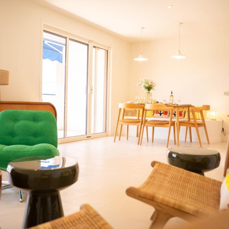 T3 exception vue mer à Portissol - Three-Bedroom Apartment with Sea View - 2