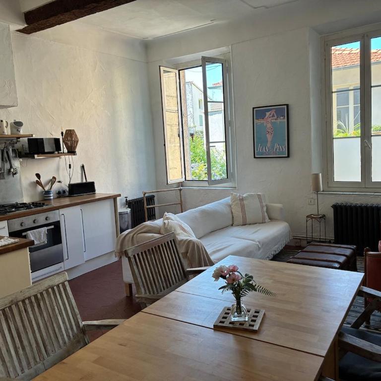 Cosy and authentic apartment in old Antibes - Appartement 1 Chambre - 10