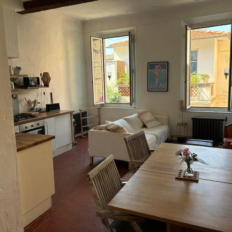 Cosy and authentic apartment in old Antibes - Appartement 1 Chambre - 26