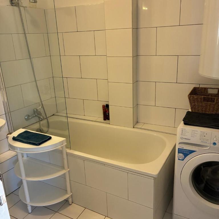 Cosy and authentic apartment in old Antibes - Appartement 1 Chambre - 28