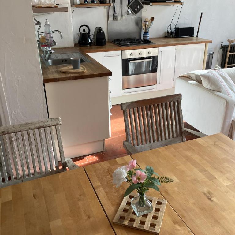 Cosy and authentic apartment in old Antibes - Appartement 1 Chambre - 50