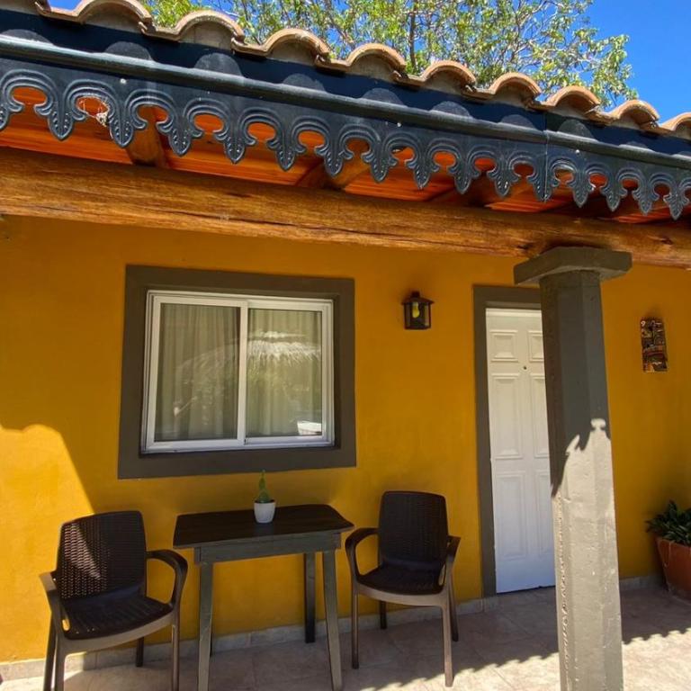 Posada La Ernestina Villa de las rosas - Triple Room with Garden View - 14