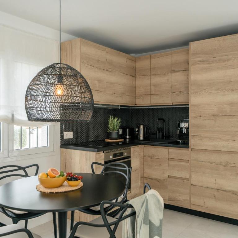 Modern Calahonda House w Large Terrace & Pool - Bungalow - 8