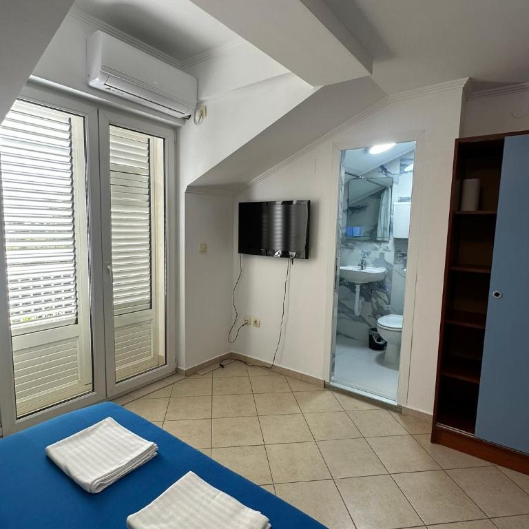 Guest House Mitrovic - Chambre Triple - Vue sur Mer - 5