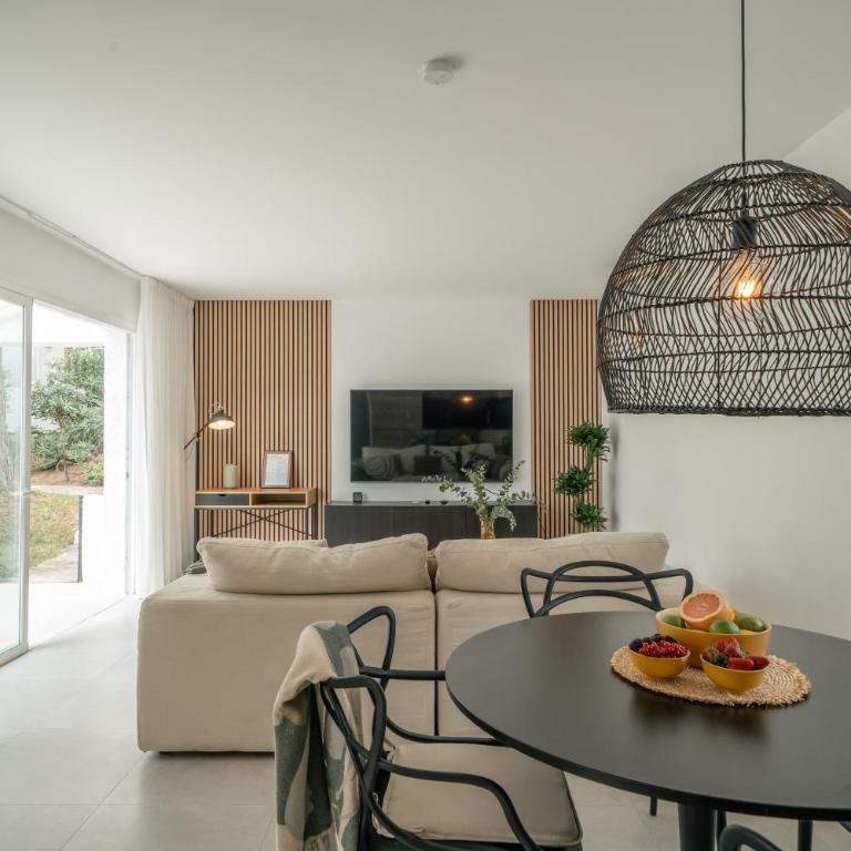 Modern Calahonda House w Large Terrace & Pool - Bungalow - 7